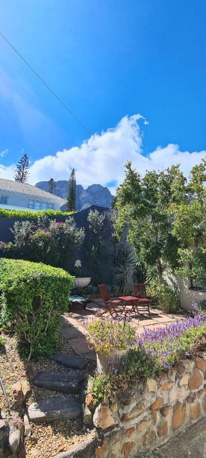 Finchley Guesthouse In Camps Bay Cape Town Dış mekan fotoğraf