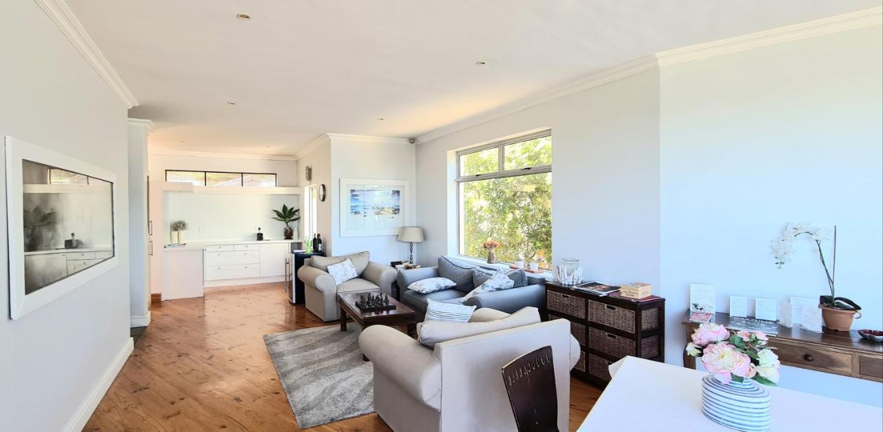 Finchley Guesthouse In Camps Bay Cape Town Dış mekan fotoğraf