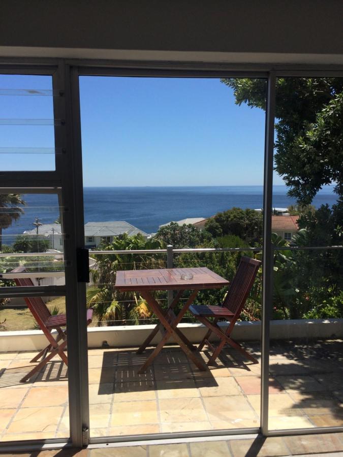 Finchley Guesthouse In Camps Bay Cape Town Dış mekan fotoğraf