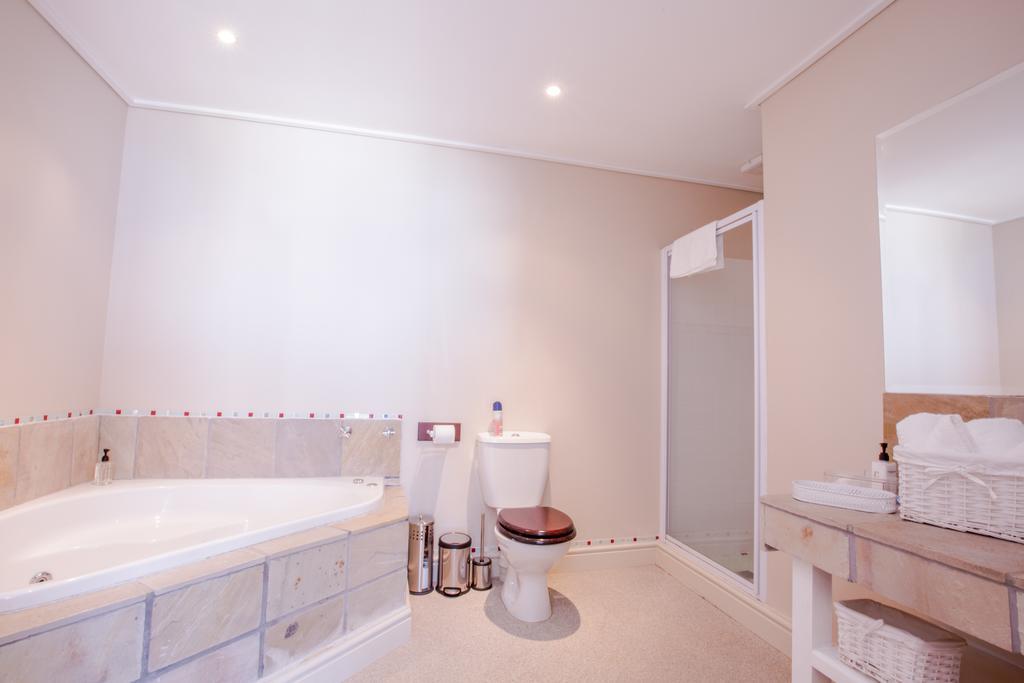 Finchley Guesthouse In Camps Bay Cape Town Dış mekan fotoğraf